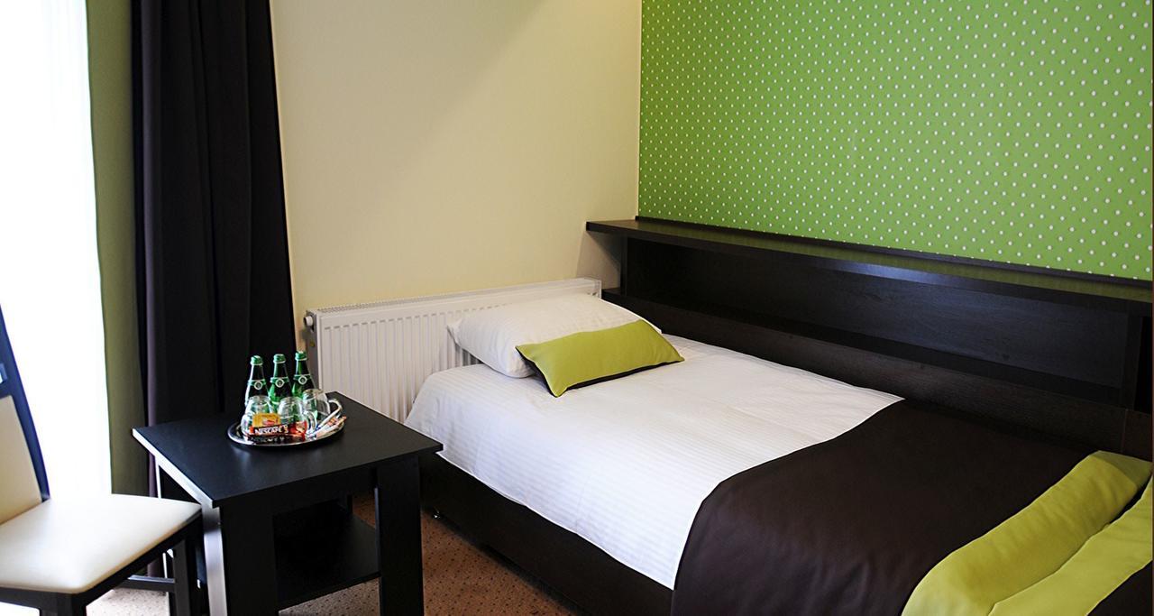 Hotel Klaudia Juszczyn Экстерьер фото
