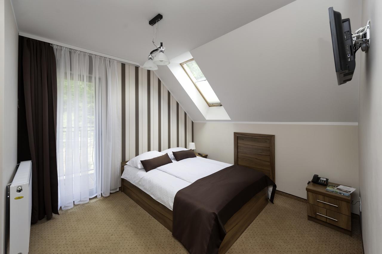 Hotel Klaudia Juszczyn Экстерьер фото