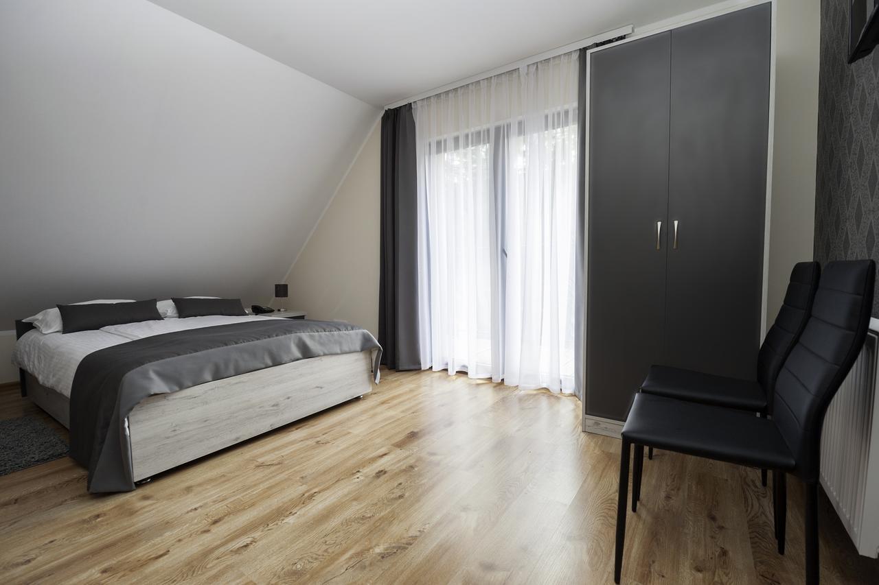 Hotel Klaudia Juszczyn Экстерьер фото